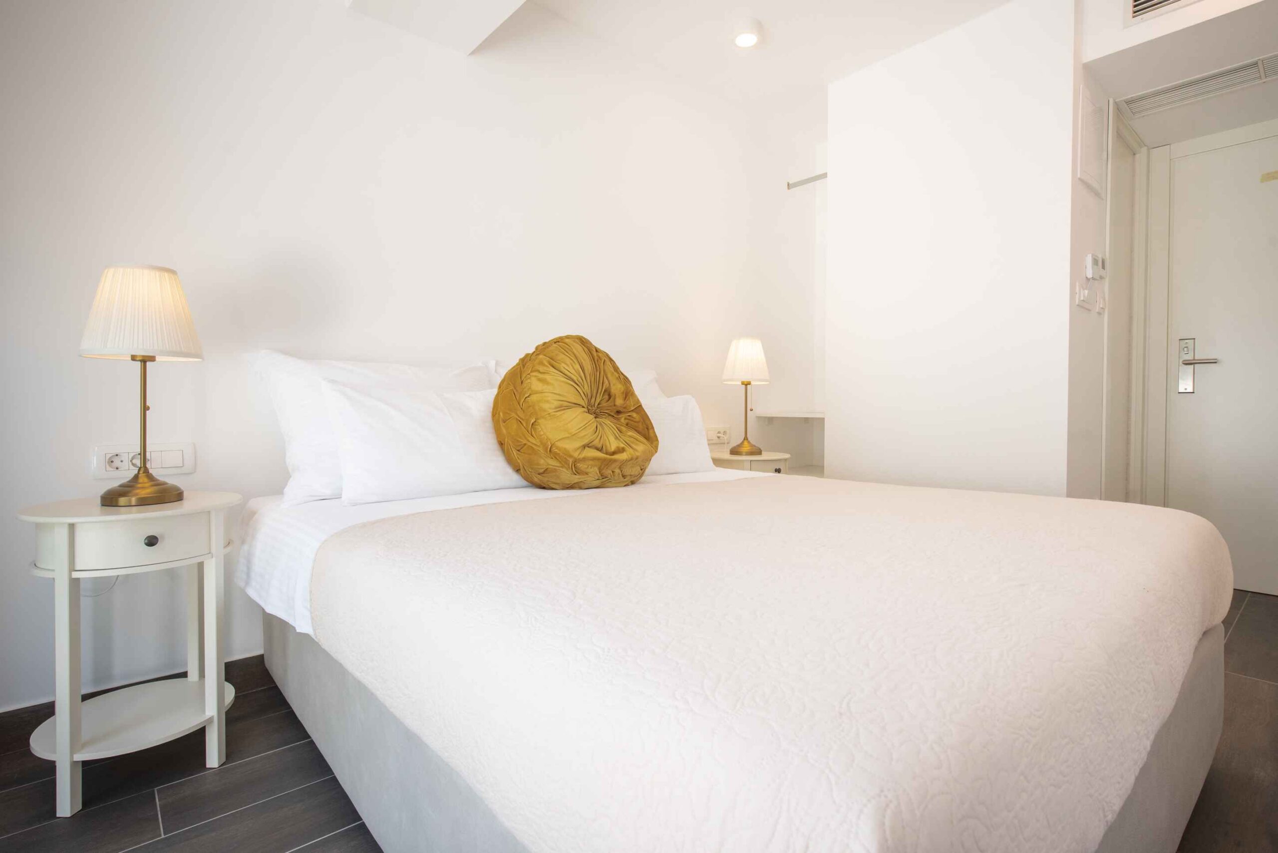 Zimmer 108 & 109 mit Doppelbett — Foto 2